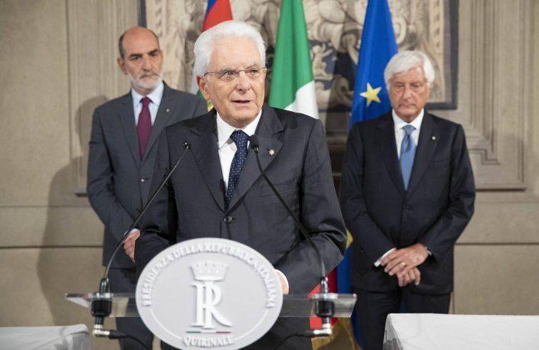 Mattarella: nuove consultazioni martedì 27 agosto