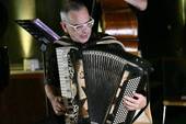 Renzo Ruggieri in "Opera?" domenica chiude l'Accordion Festival