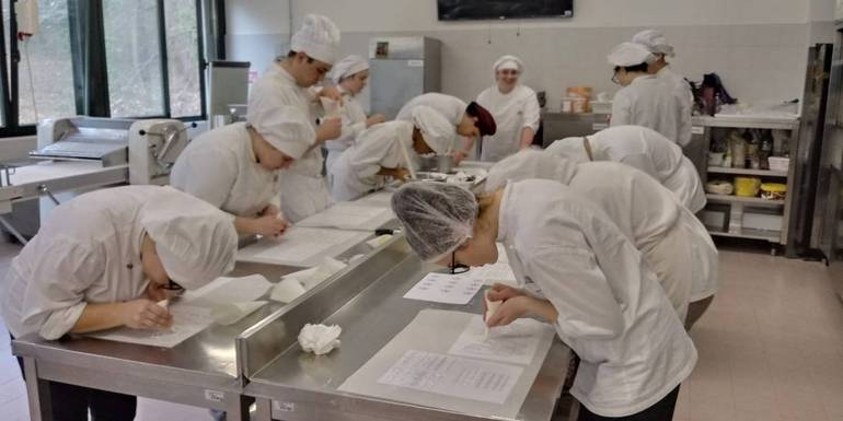 Alla Scuola alberghiera boom di pasticceri 